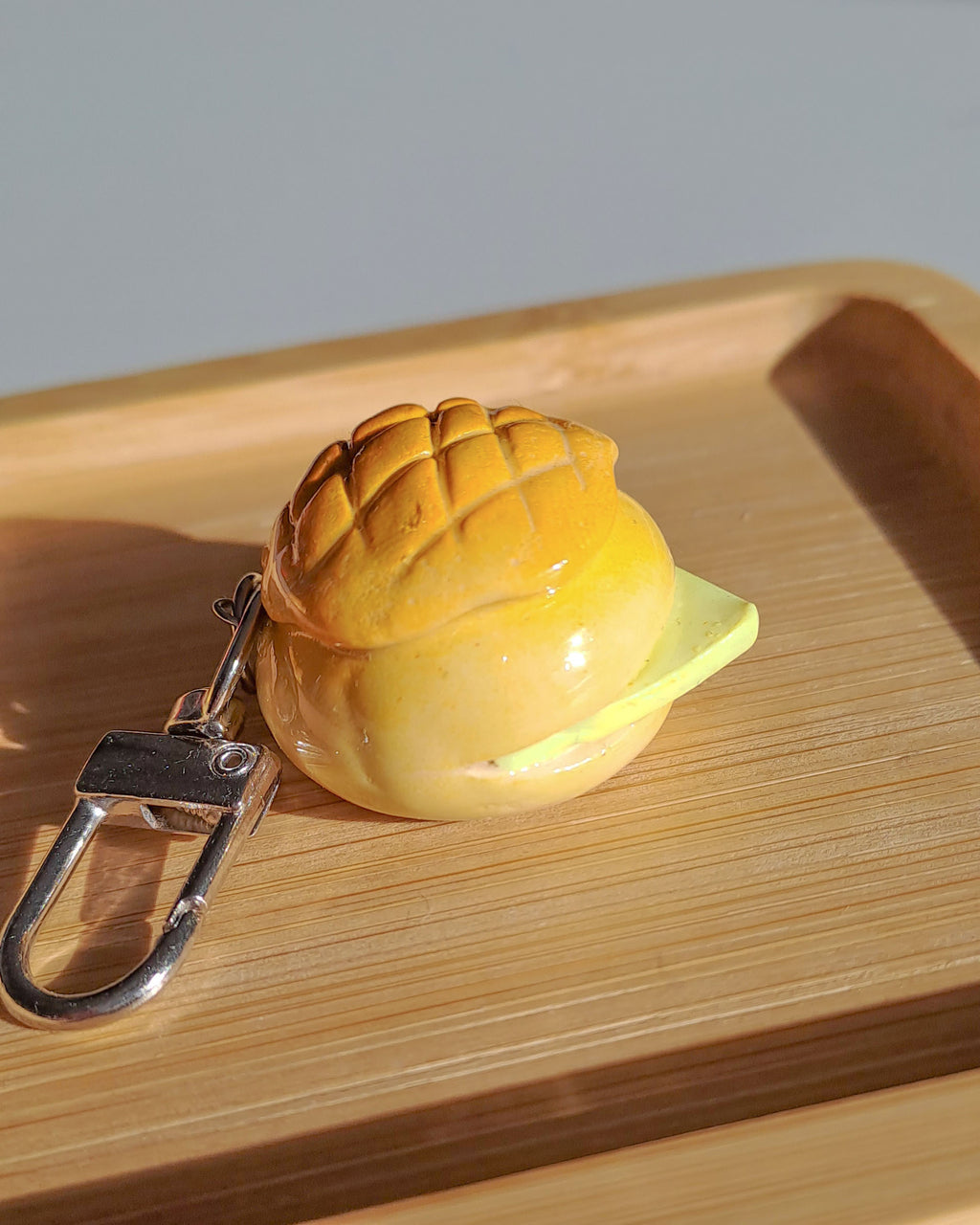 Crispy Pineapple Polo Bun Hong Kong style - Keychain