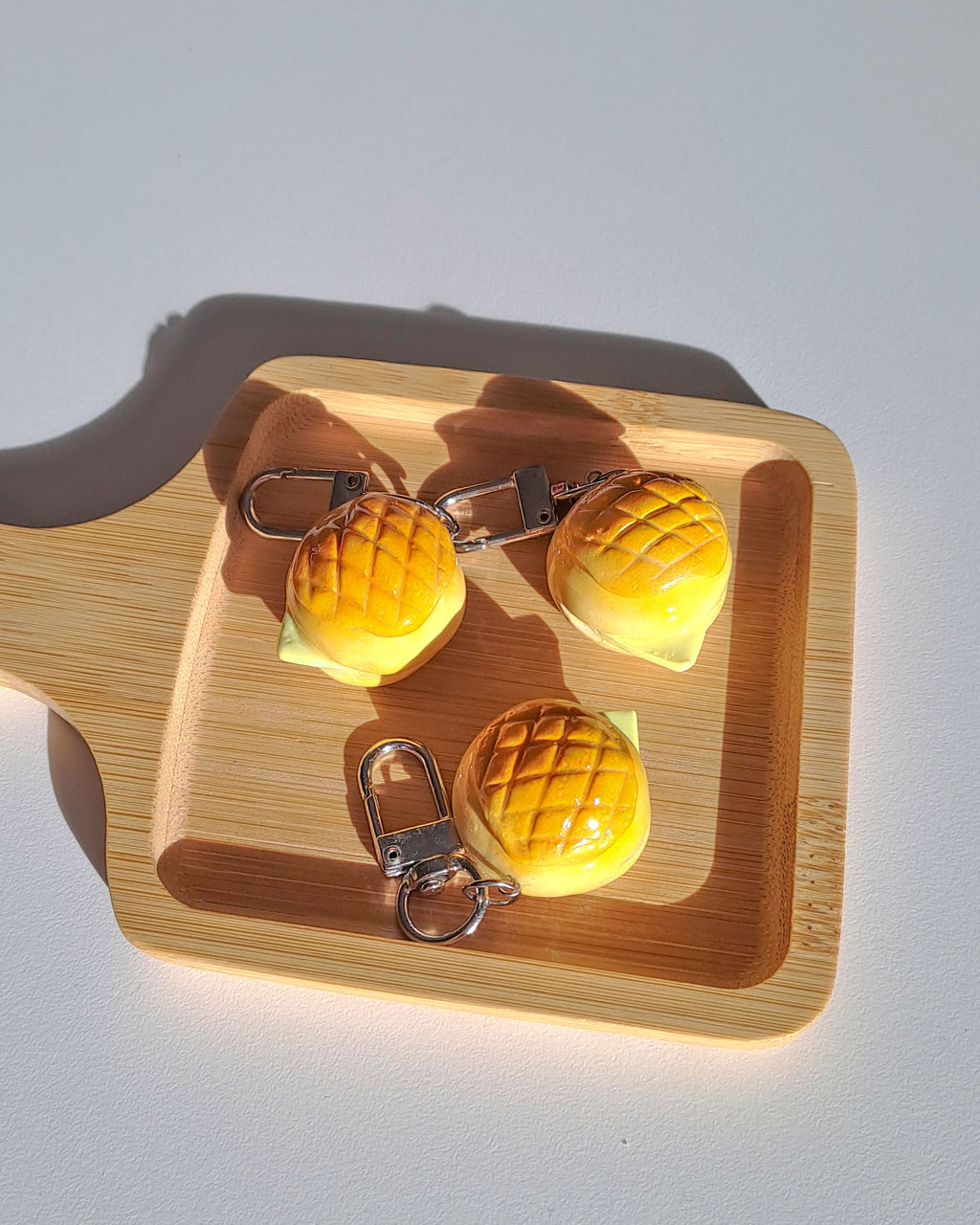 Crispy Pineapple Polo Bun Hong Kong style - Keychain