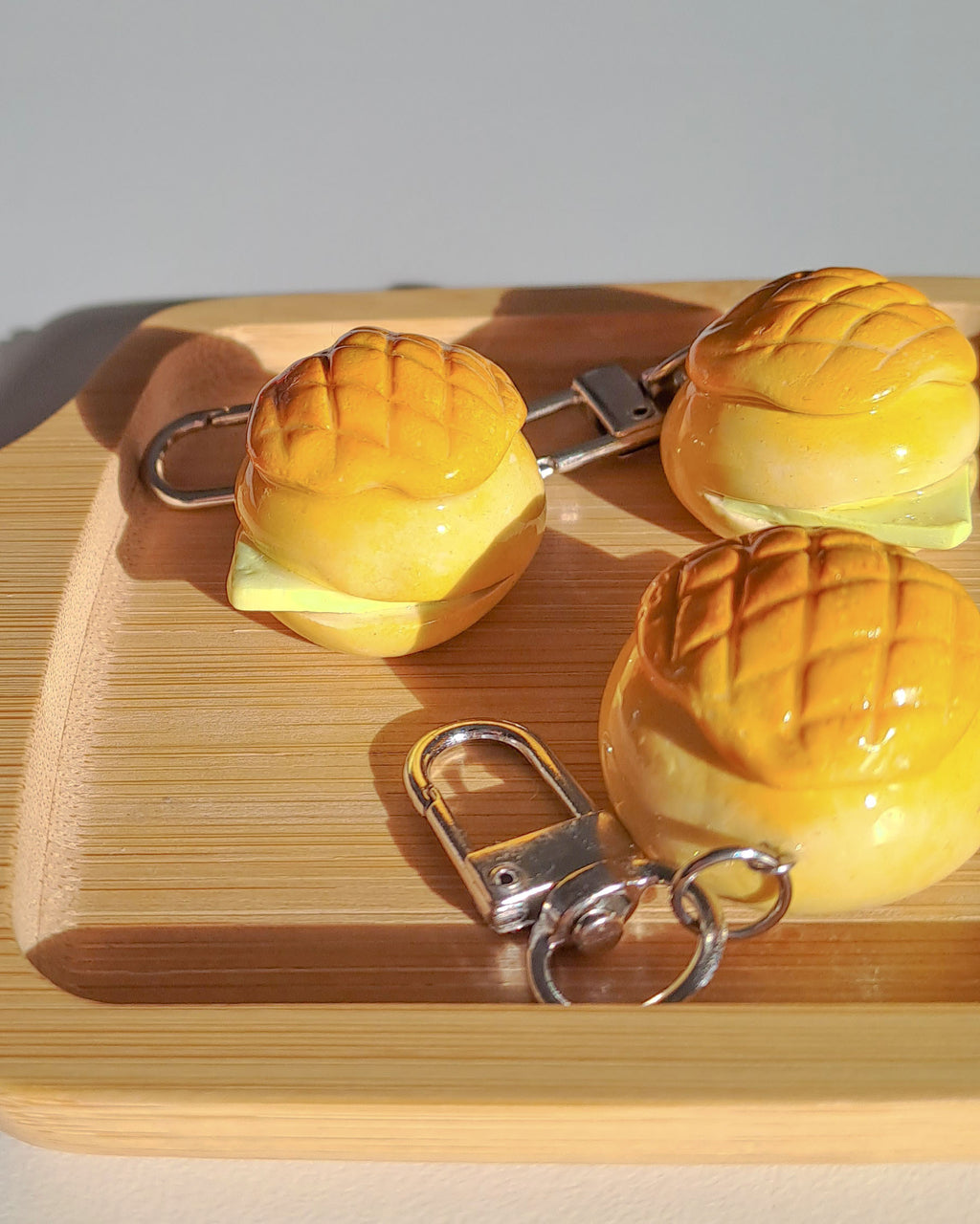 Crispy Pineapple Polo Bun Hong Kong style - Keychain