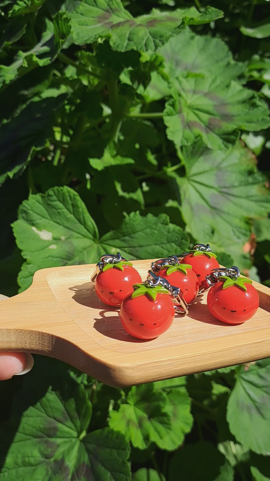 Chonky Tomato - Keychain