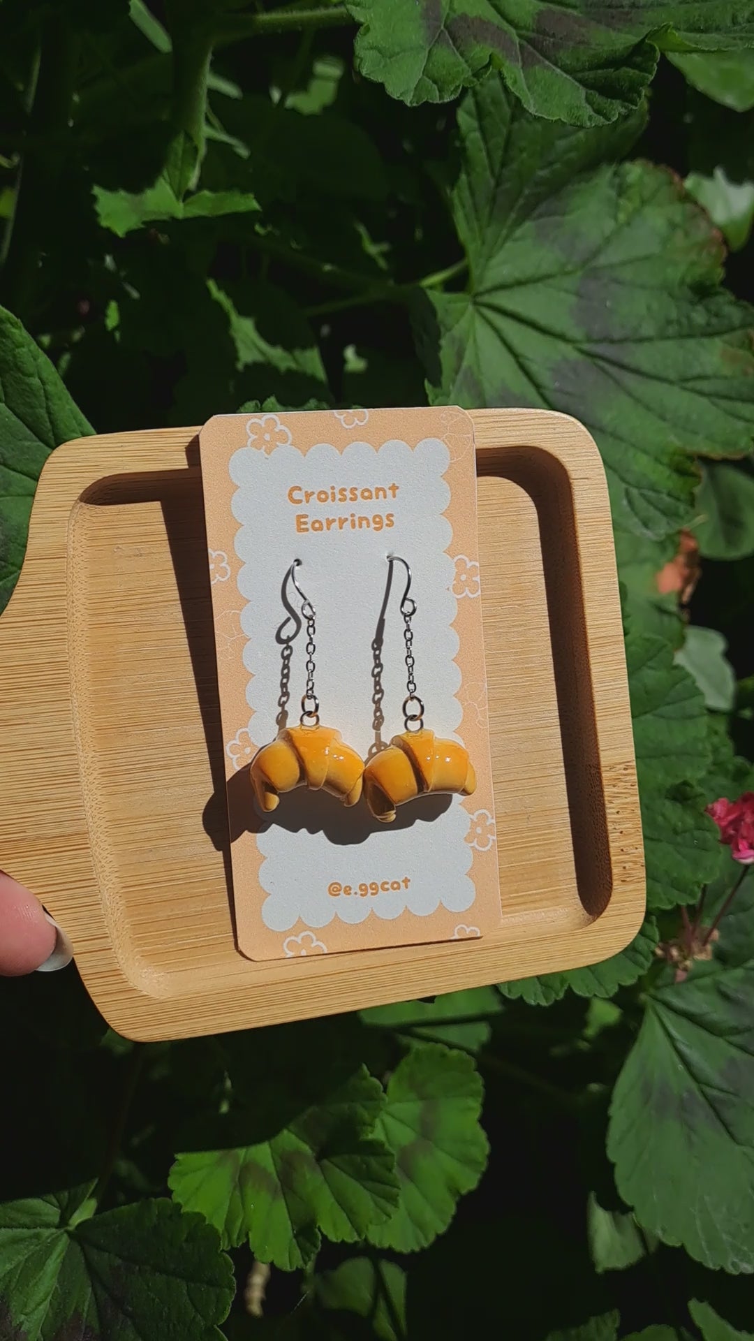 Tiny Croissant - Earrings